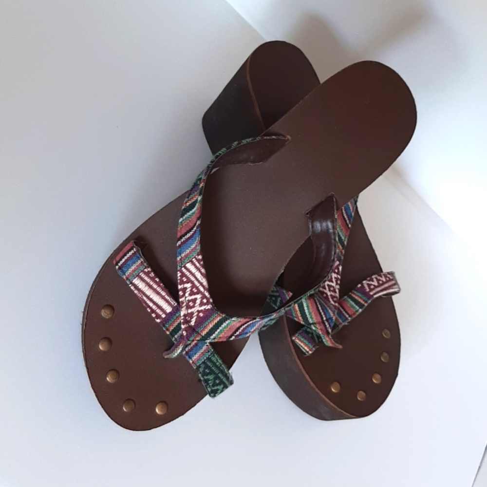 Platform wedge stud sandal